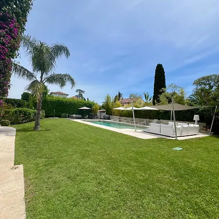 Capleouna-manou 빌라