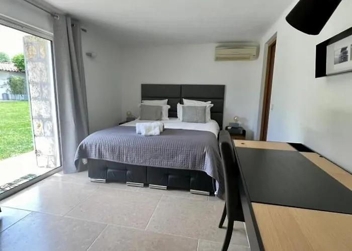Villa Capleouna-manou